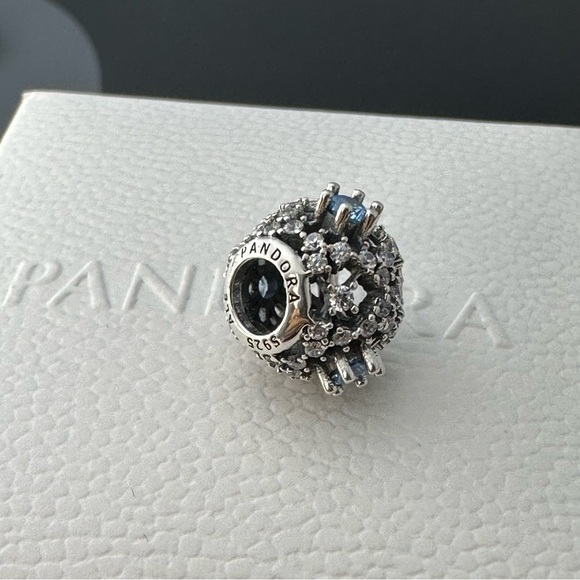 Pandora Disney, Cinderella Heart Wish 925 Ale with CZ blue Charm - Picture 5 of 7